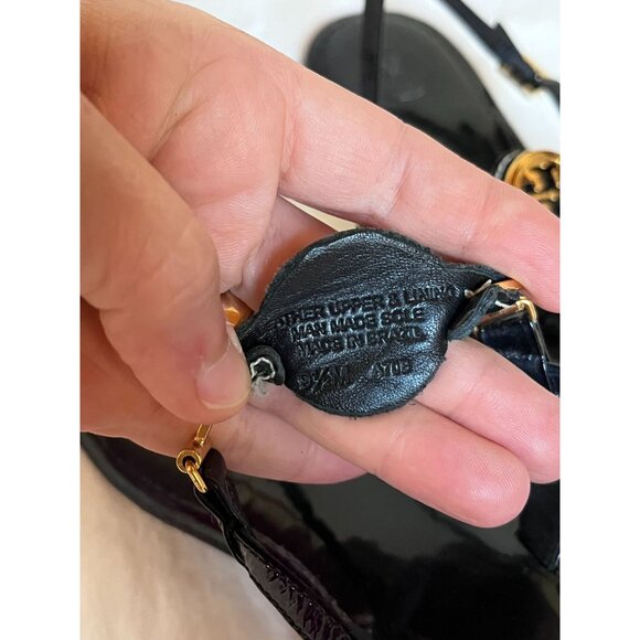 Tory Burch Ali-Anteka Black Patent Leather Thong Sandals Gold Hardware Size 9.5 - Picture 7 of 7